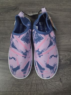 Girls Speedo Water Shoes Size 2/3 NWT
